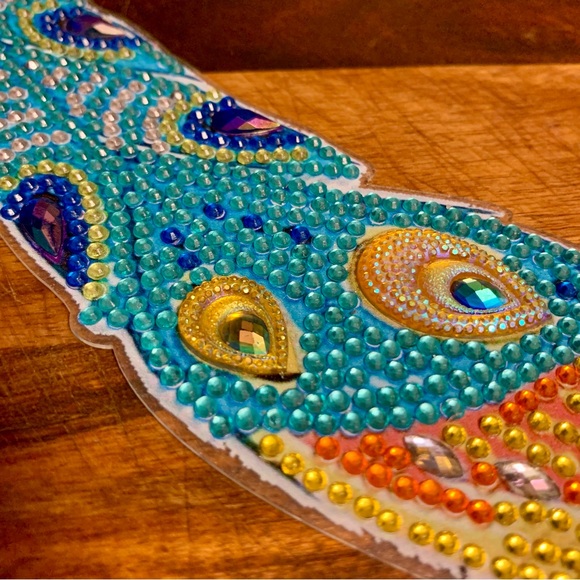 Handmade Diamond Painted Ornament Bookmark Drawer Pull With Paisley Design - Picture 4 of 5